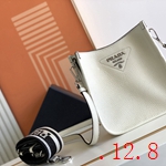 スーパーコピーブラダバッグ